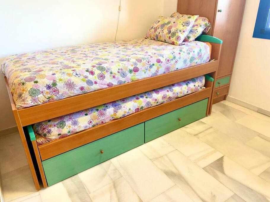 Apartamento Rocio By Solymar Holiday Torre Del Mar Exterior photo